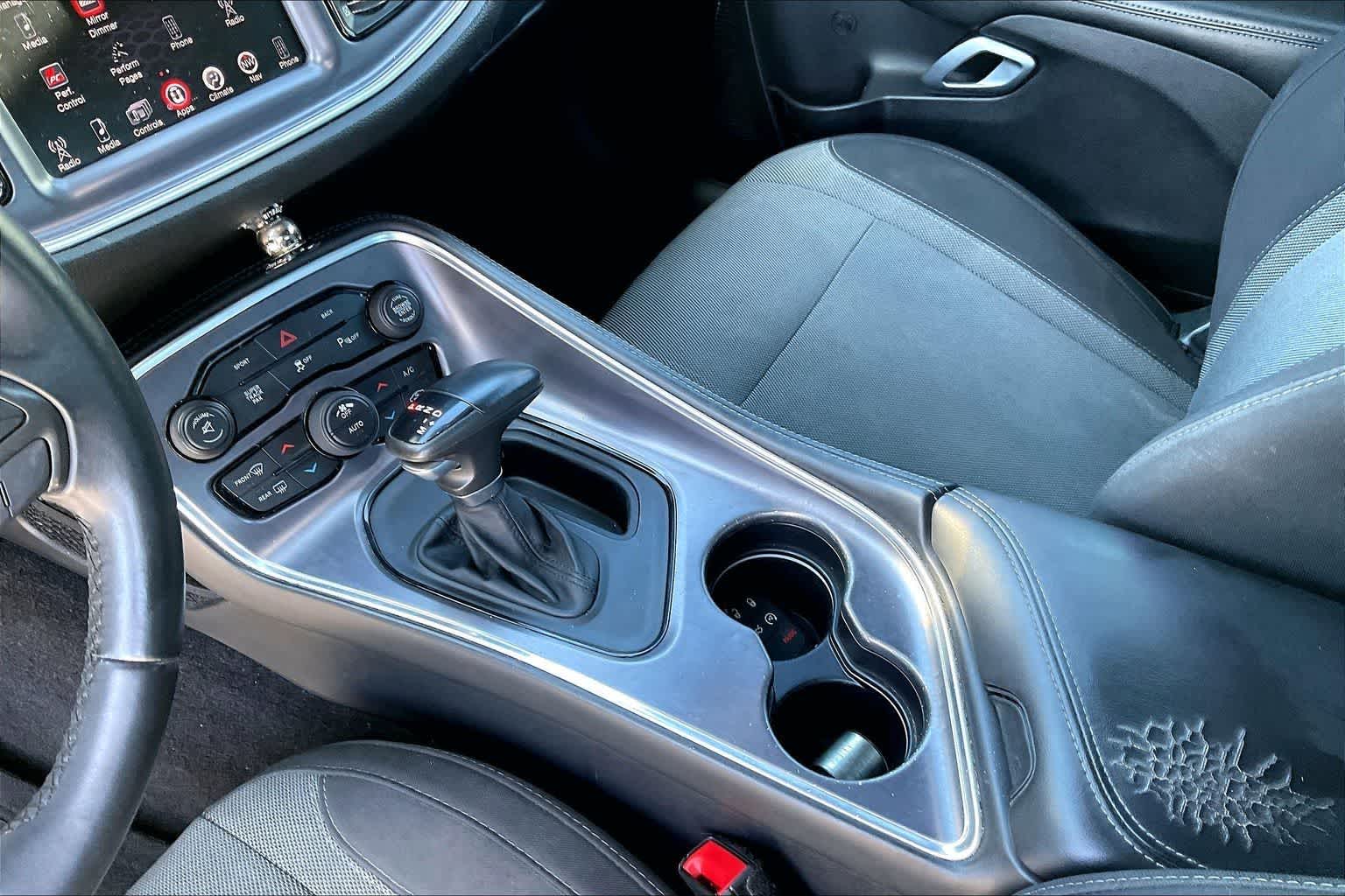 Thumbnail: 2015 Dodge Challenger - 15