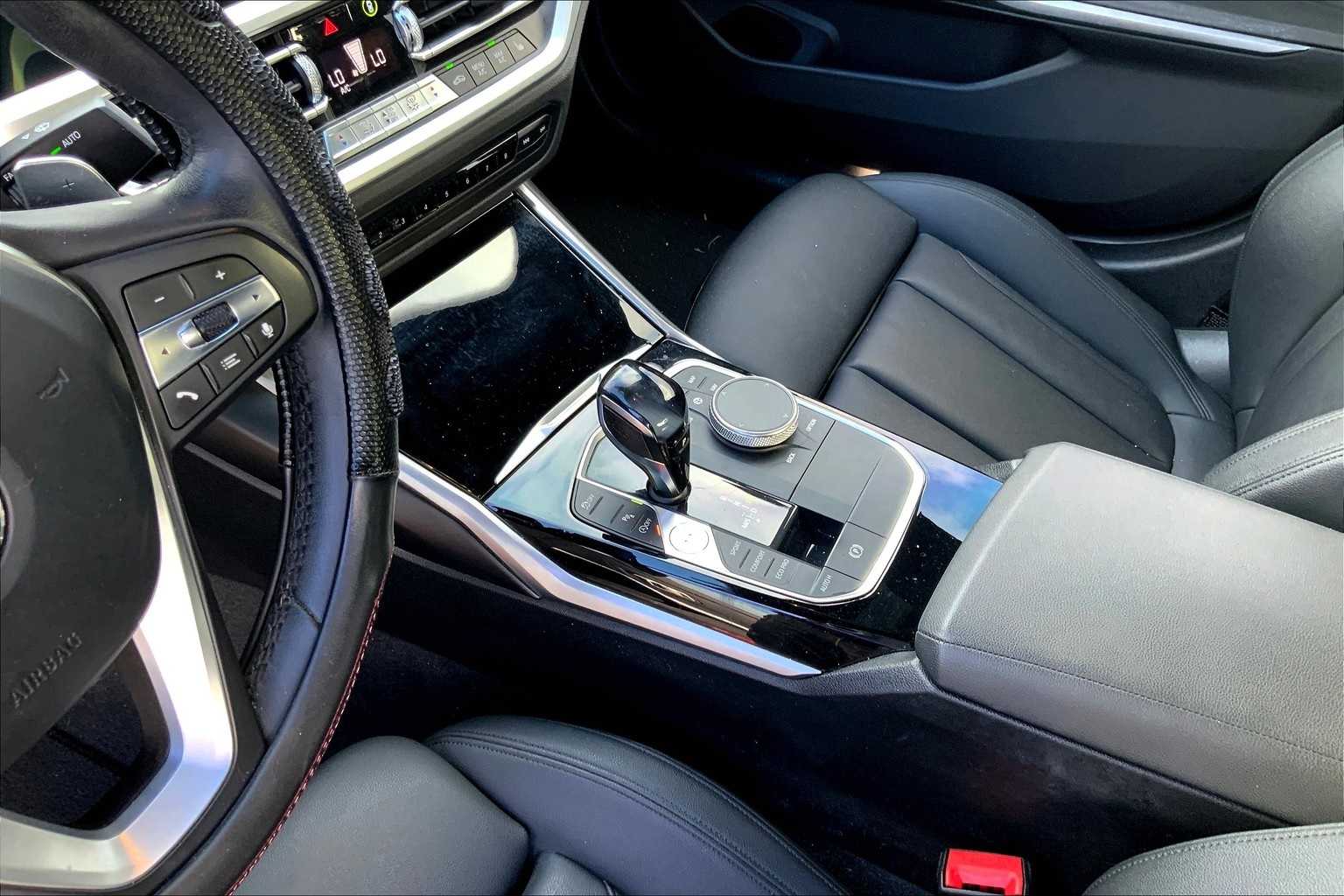 Thumbnail: 2019 BMW 3 Series - 16
