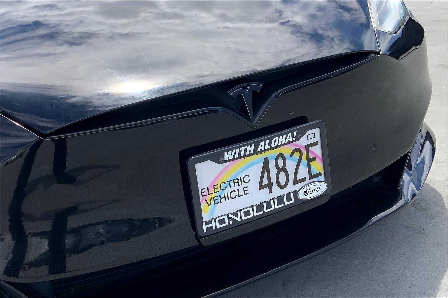 Thumbnail: 2018 Tesla Model S - 33
