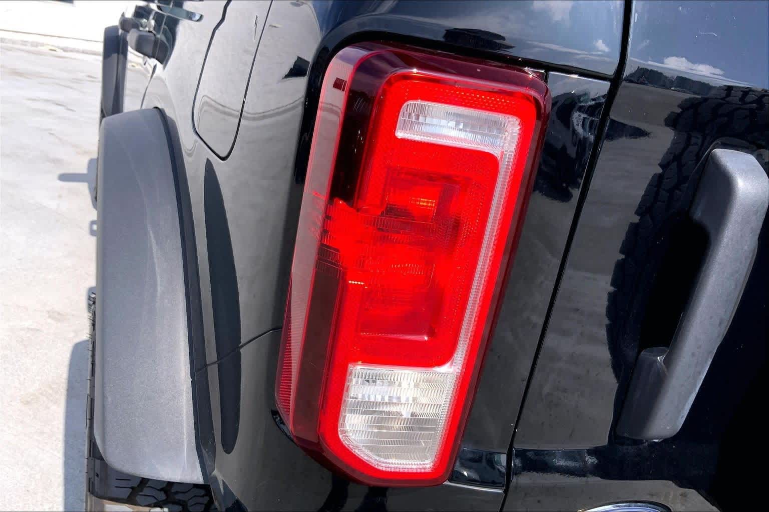 Thumbnail: 2023 Ford Bronco - 32