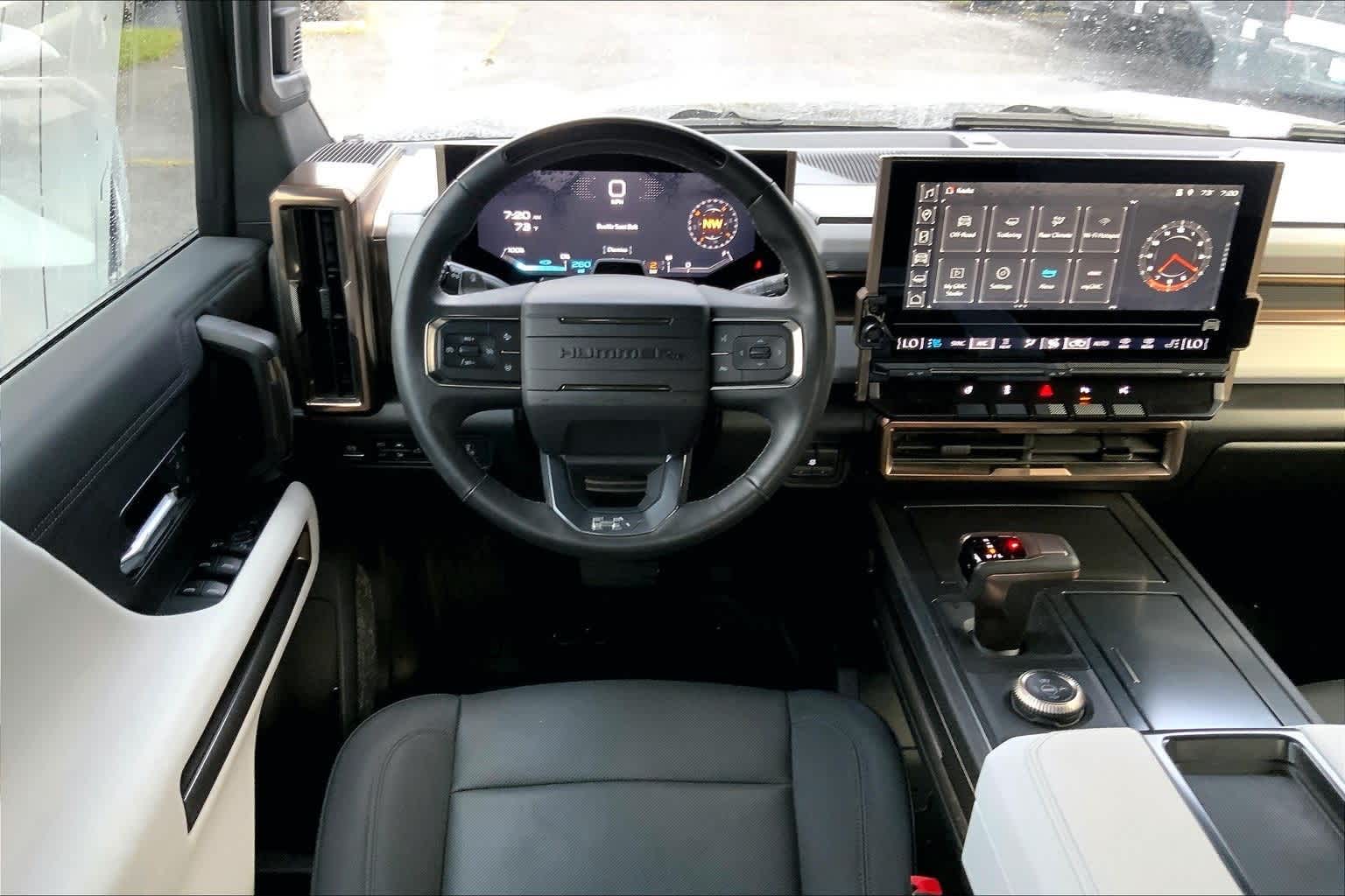 Thumbnail: 2025 GMC Hummer EV - 14