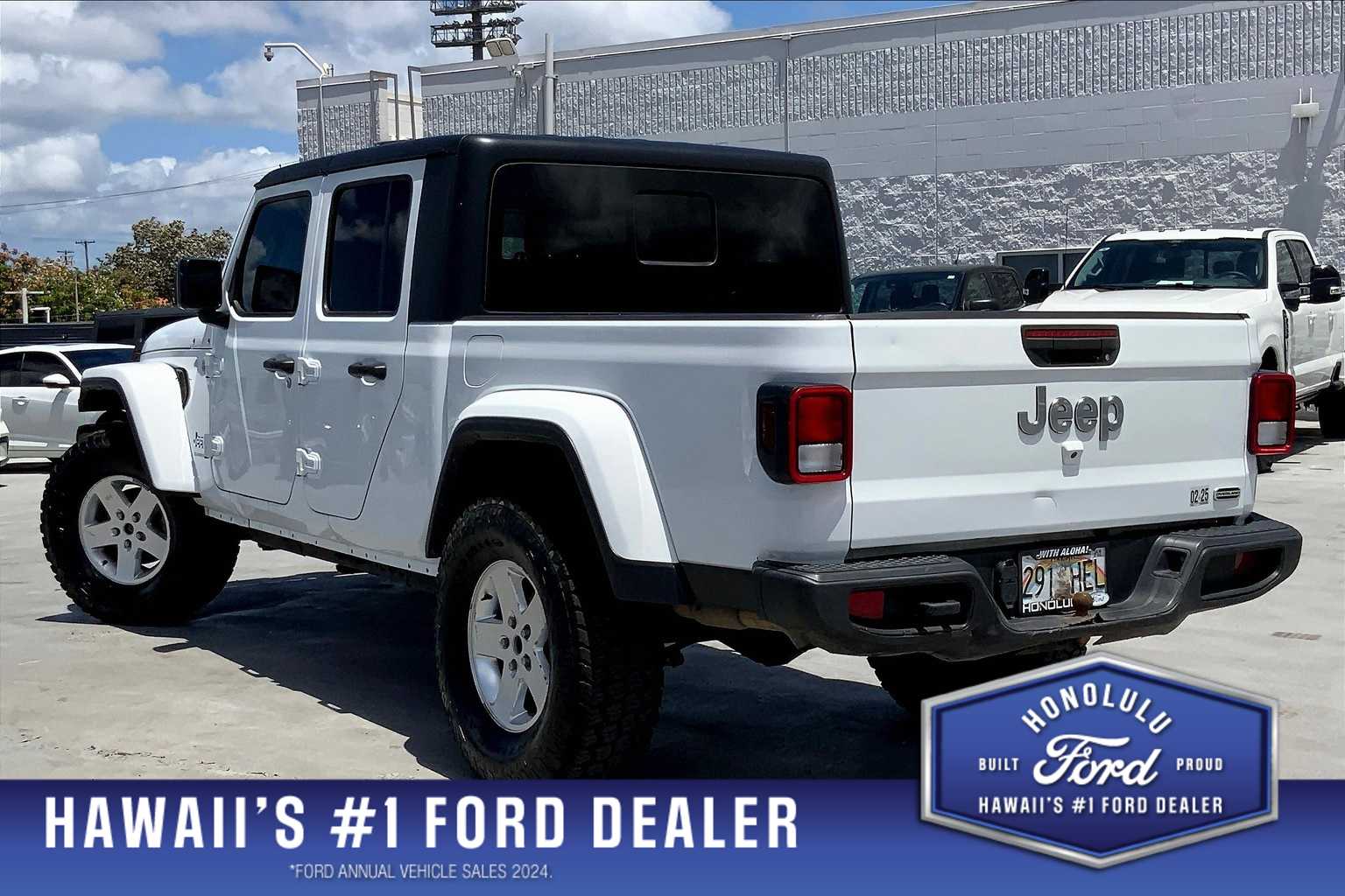 Thumbnail: 2023 Jeep Gladiator - 4