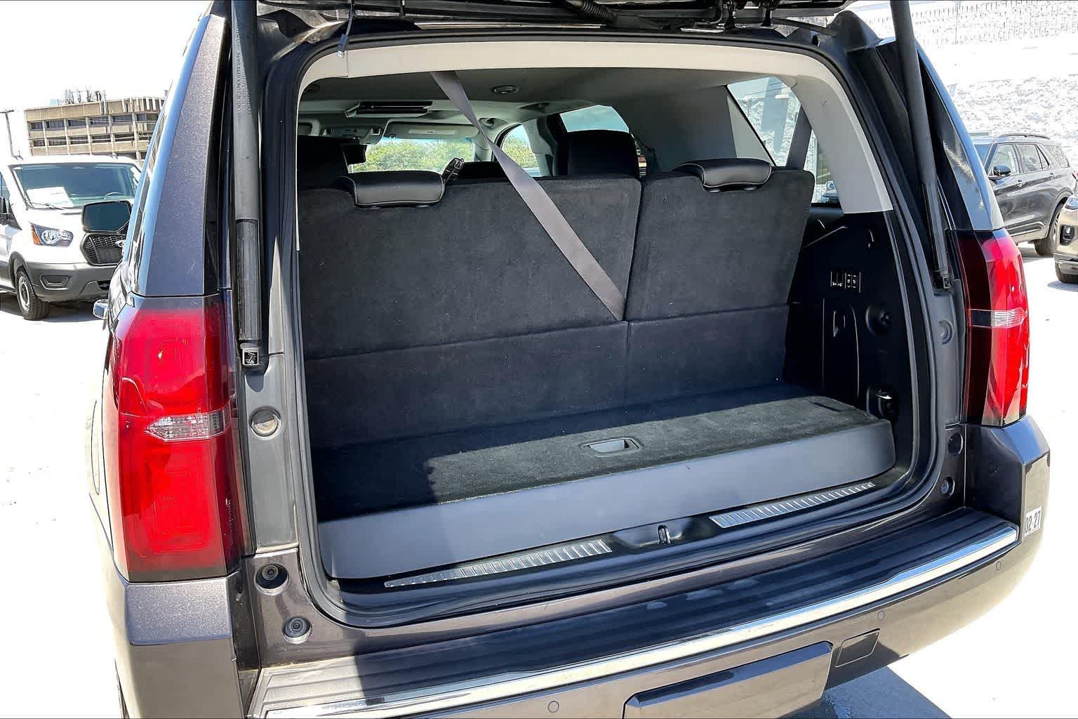 Thumbnail: 2015 Chevrolet Tahoe - 18