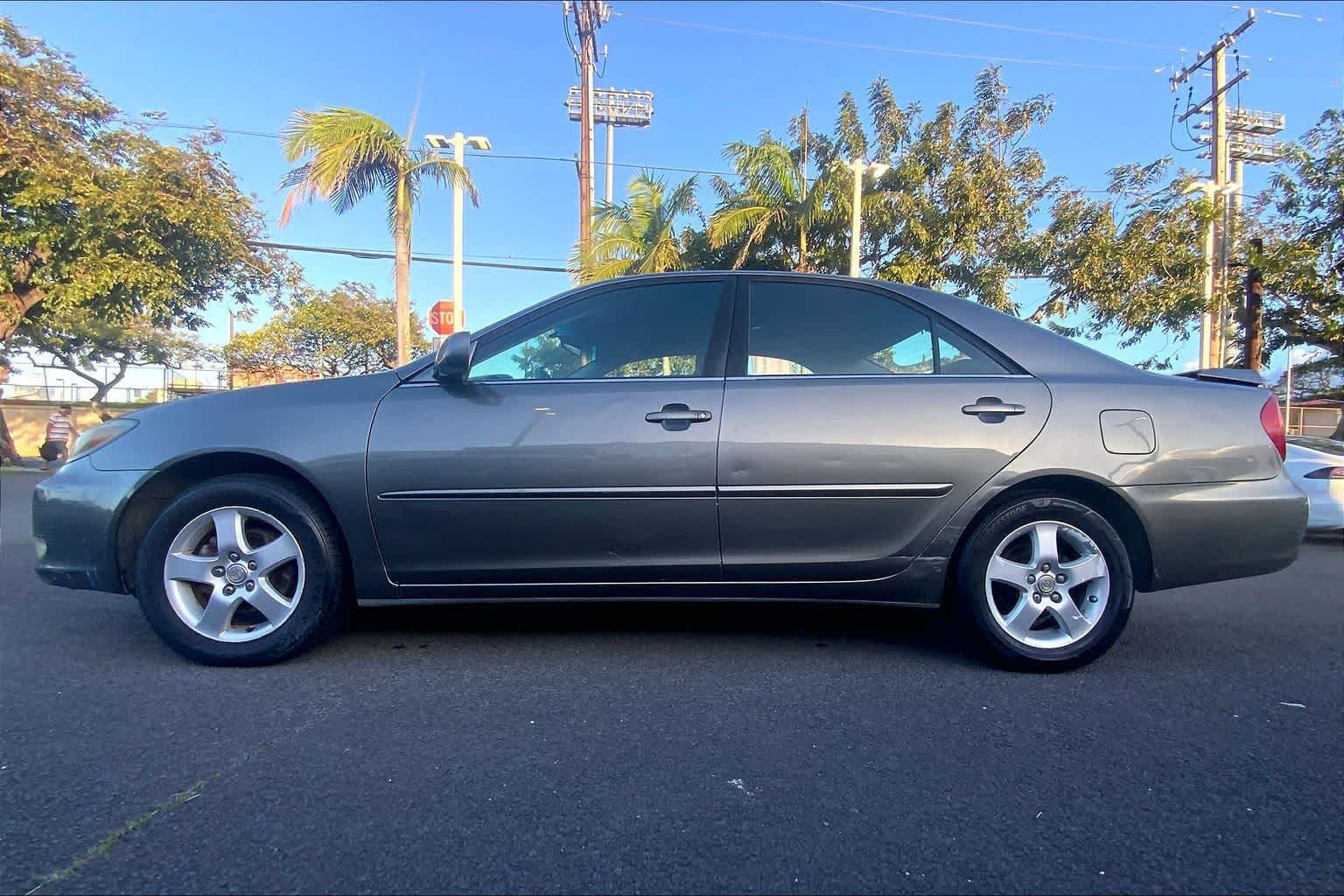 Thumbnail: 2004 Toyota Camry - 3