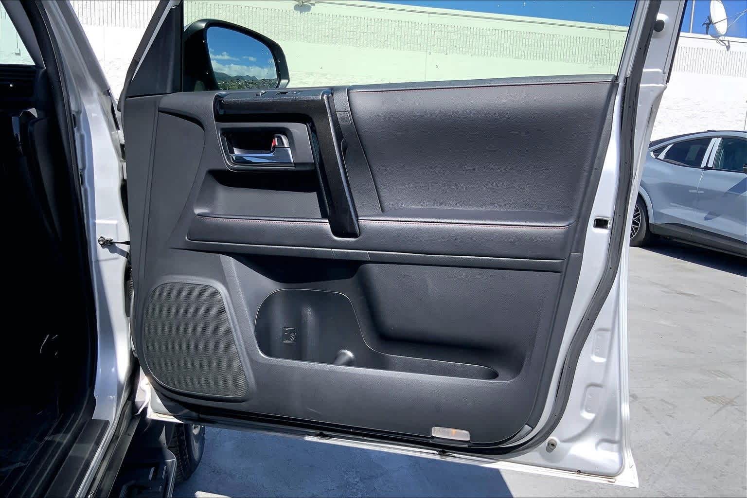 Thumbnail: 2023 Toyota 4Runner - 28