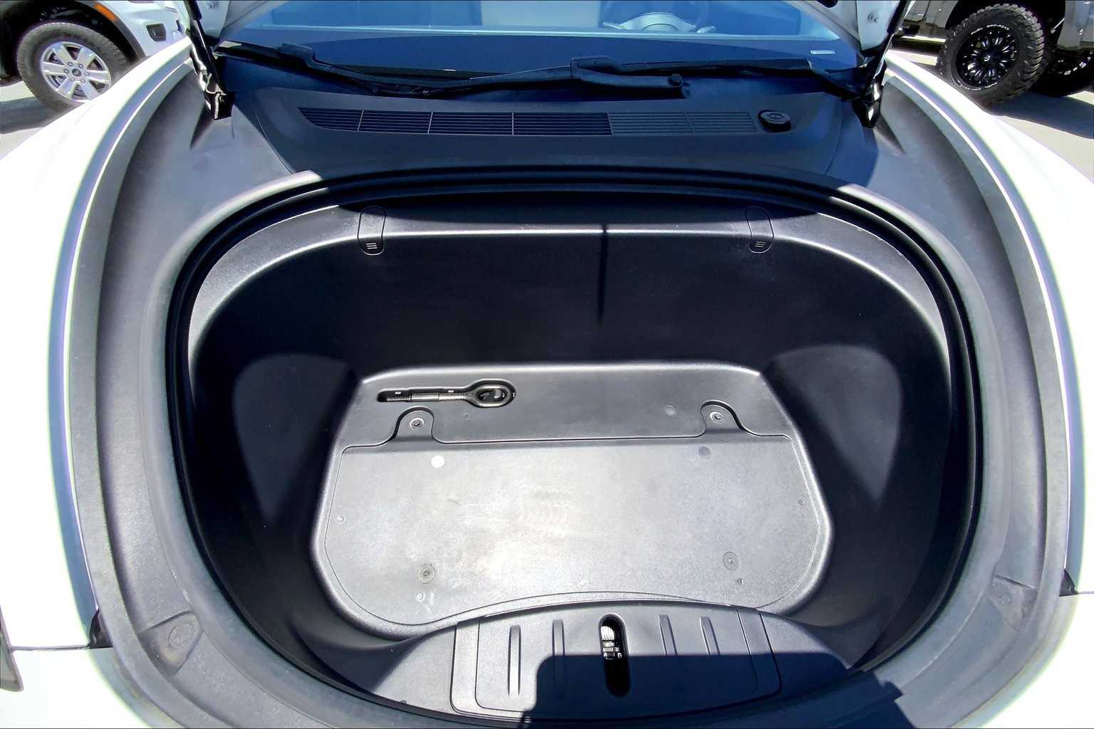 Thumbnail: 2019 Tesla Model 3 - 9