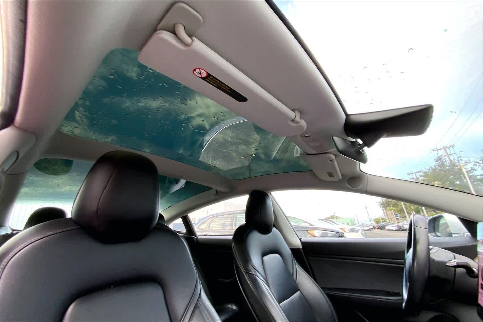 Thumbnail: 2018 Tesla Model 3 - 30