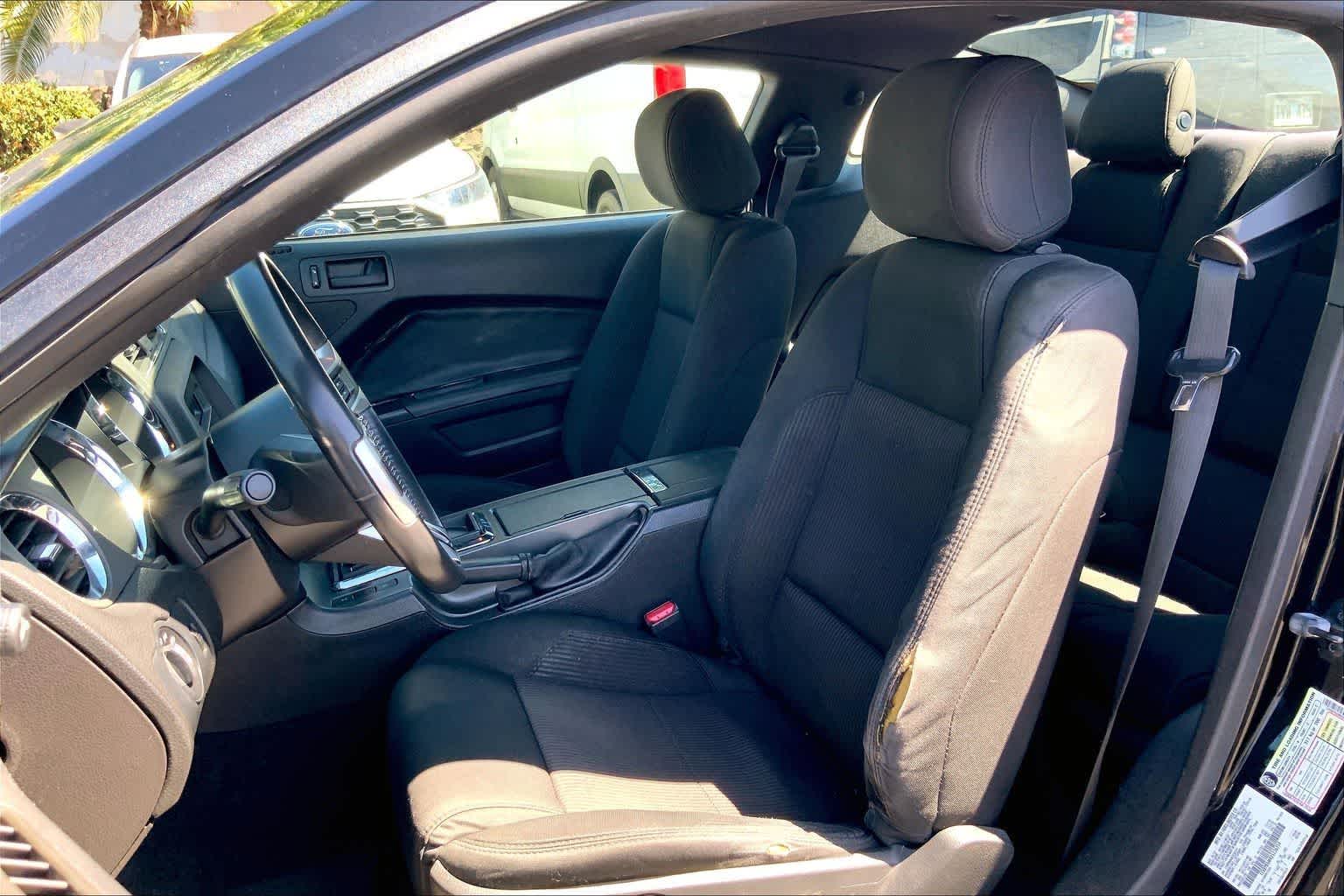 Thumbnail: 2013 Ford Mustang - 11