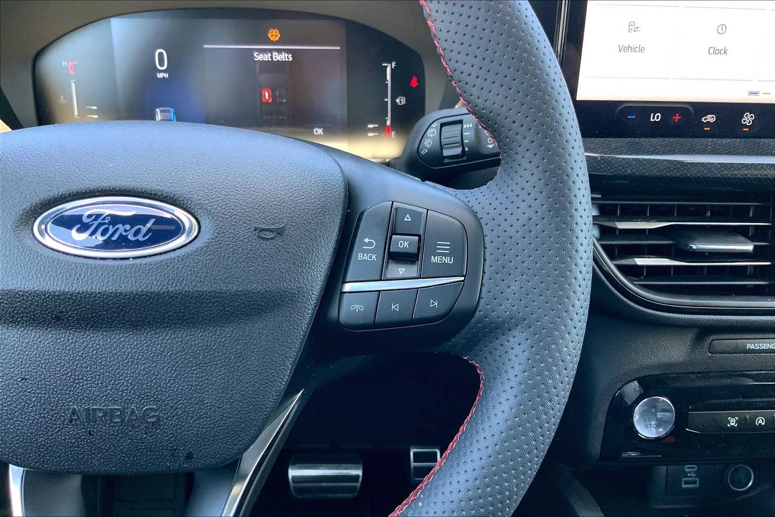 Thumbnail: 2023 Ford Escape - 25