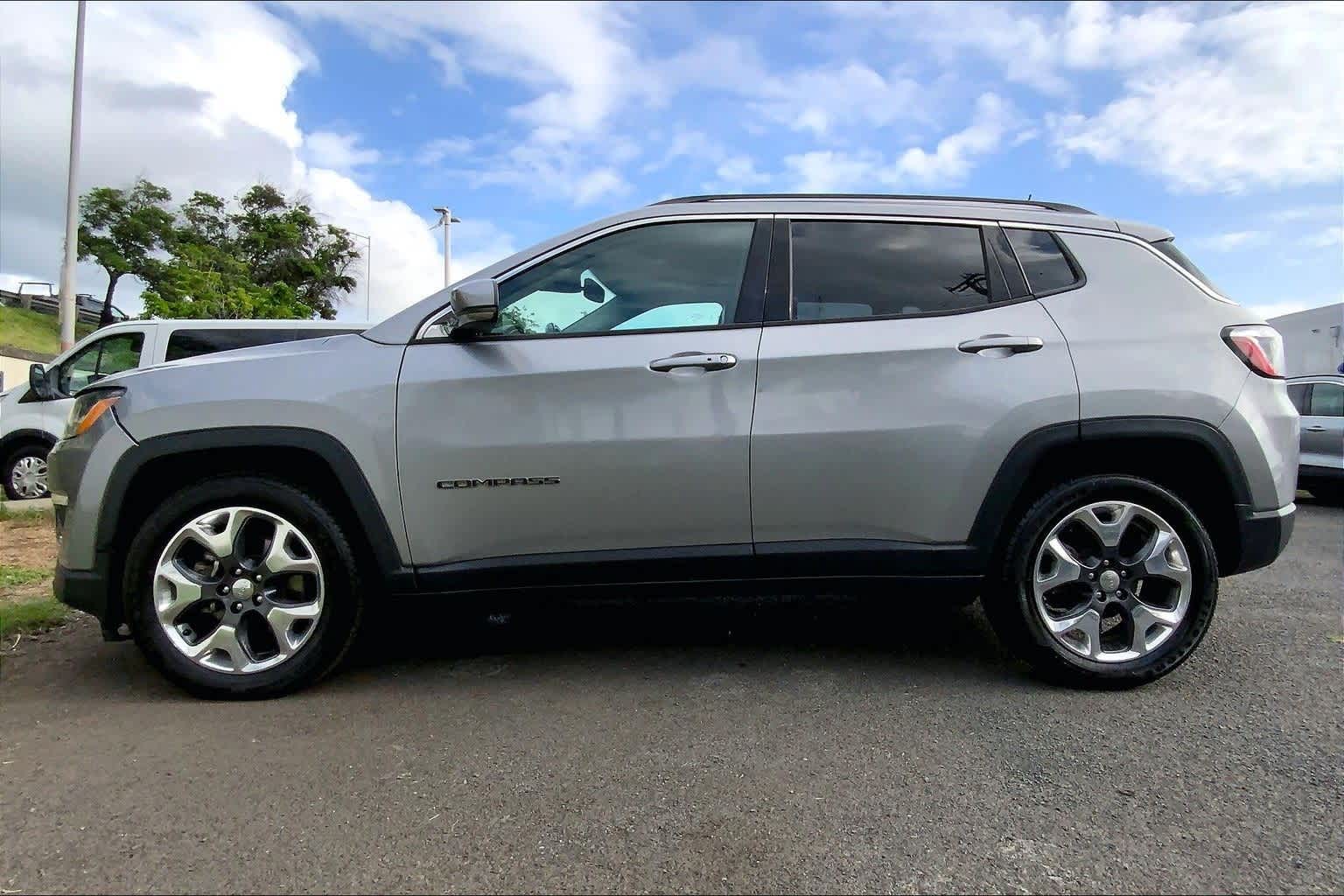 Thumbnail: 2020 Jeep Compass - 3
