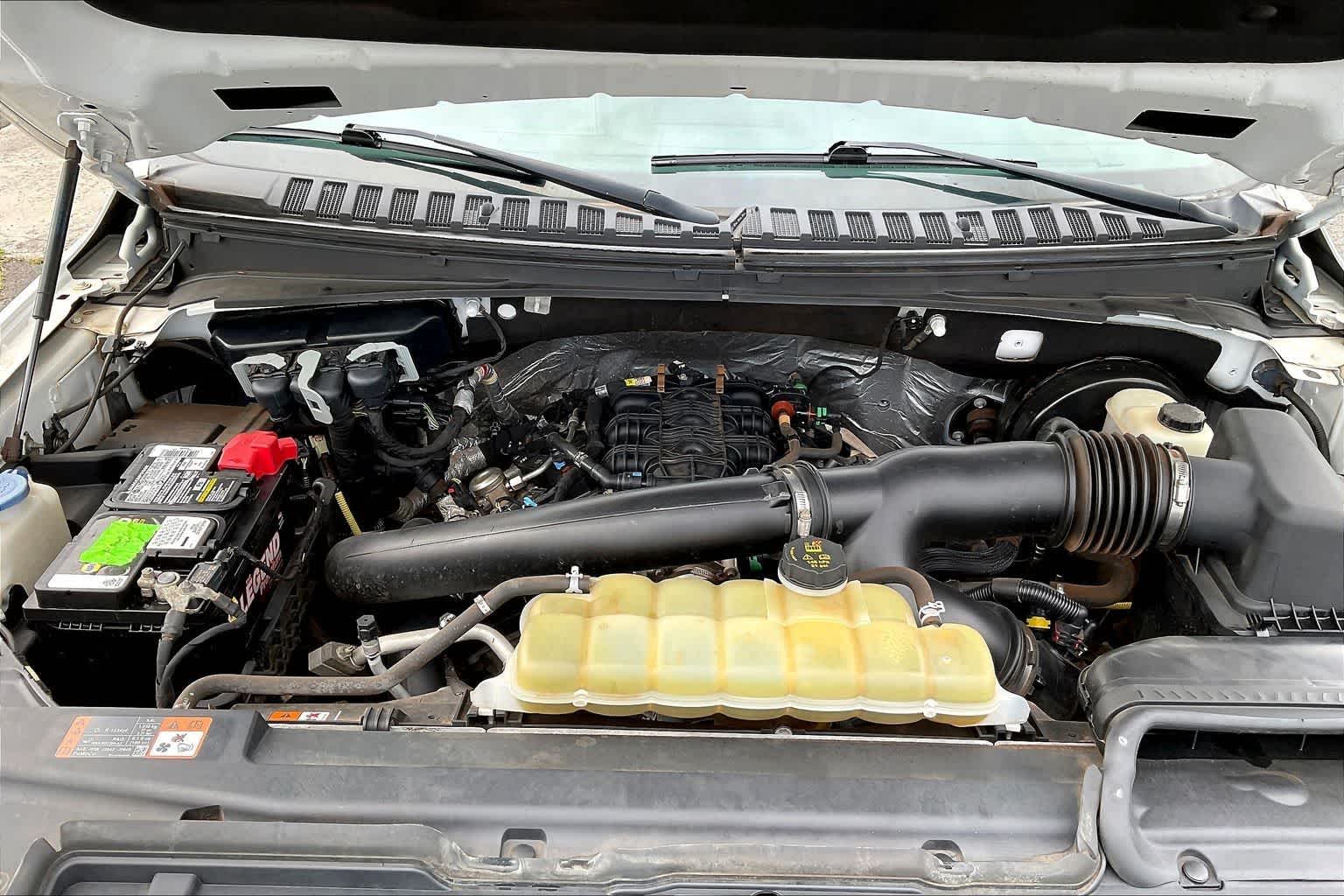 Thumbnail: 2021 Ford Expedition - 9