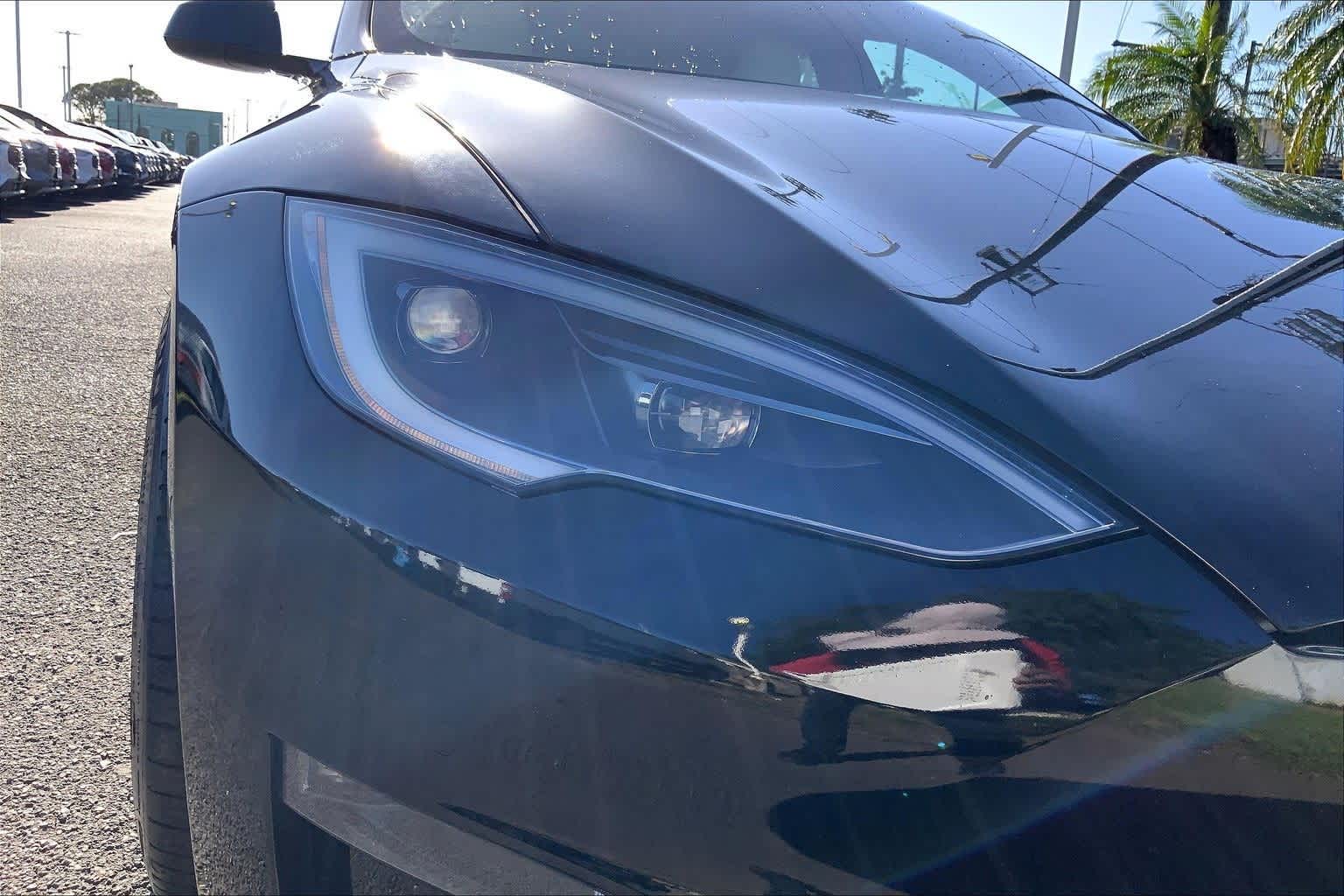 Thumbnail: 2022 Tesla Model S - 31