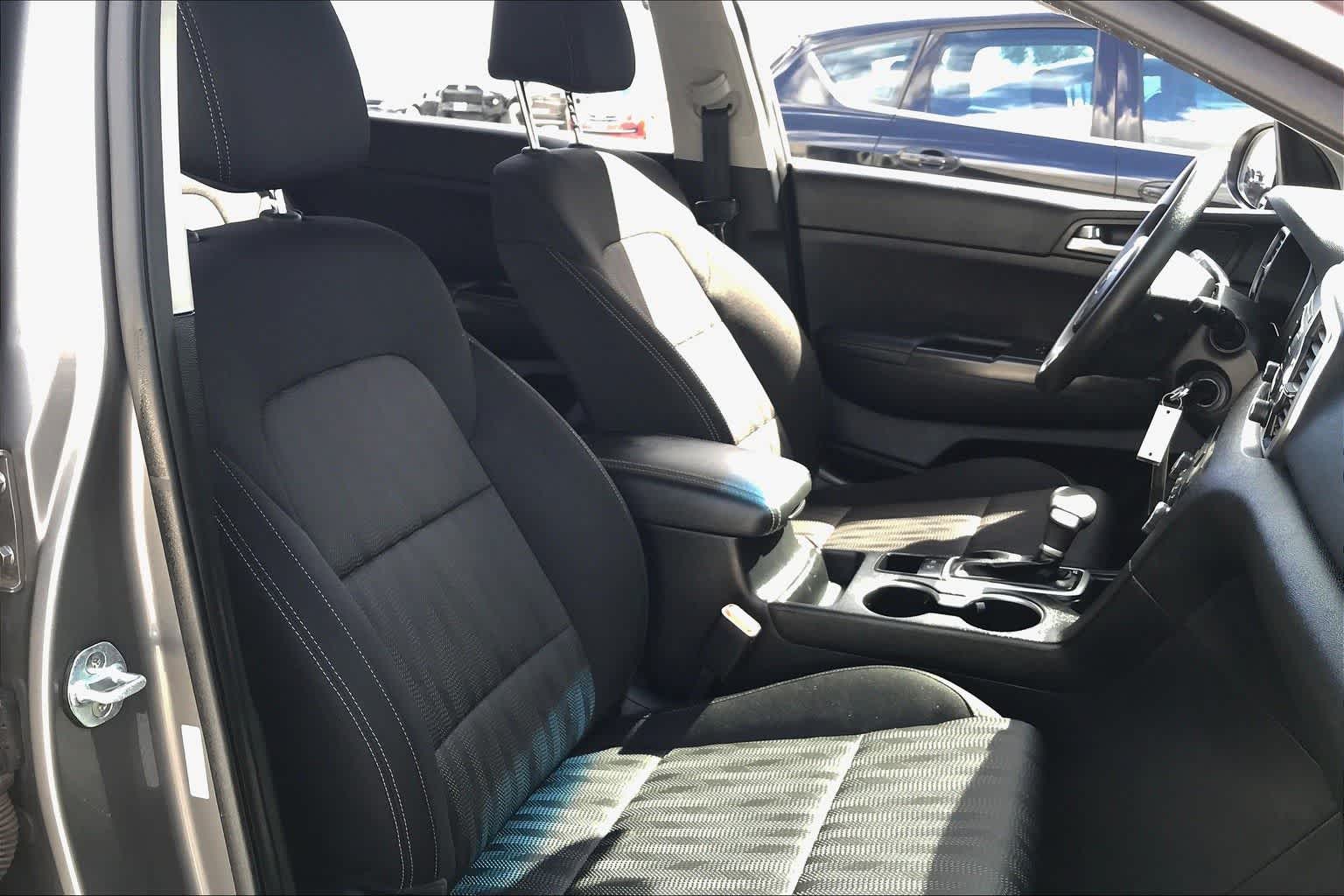 Thumbnail: 2017 Kia Sportage - 6