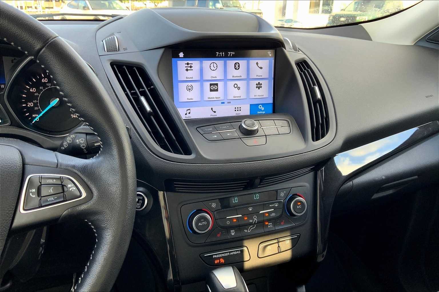 Thumbnail: 2019 Ford Escape - 15