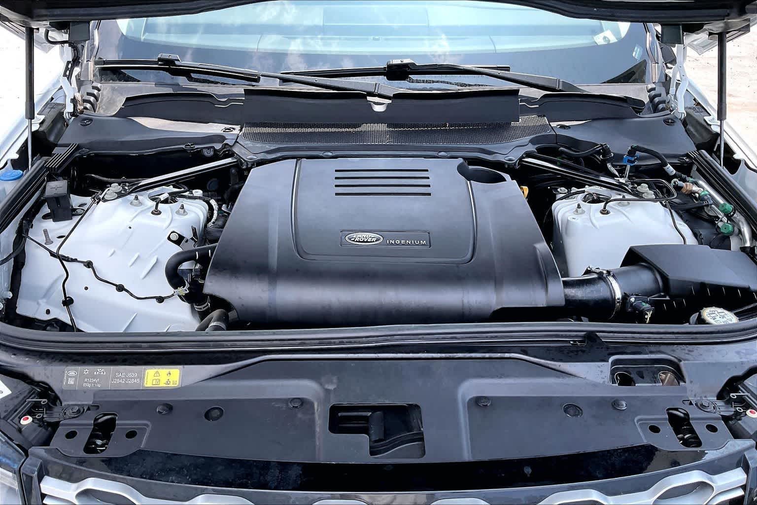 Thumbnail: 2024 Land Rover Discovery - 9