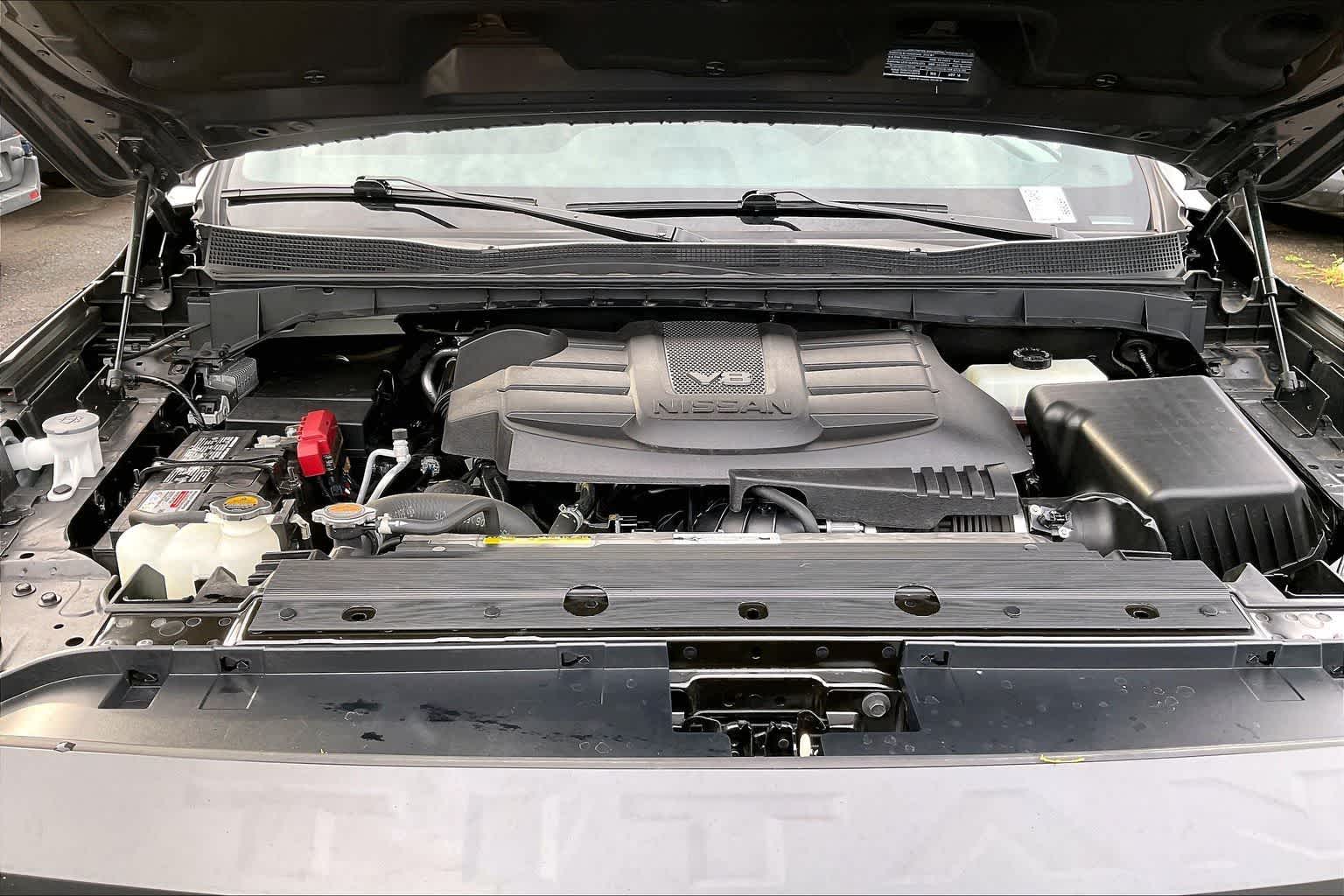 Thumbnail: 2024 Nissan Titan - 9