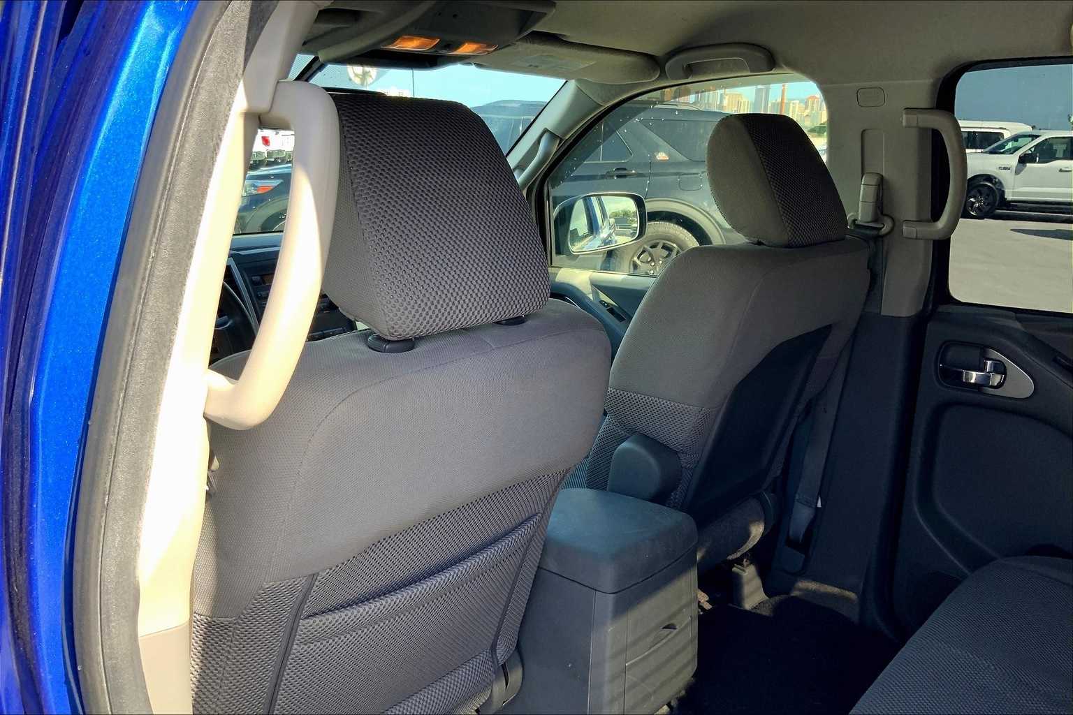 Thumbnail: 2012 Nissan Frontier - 12