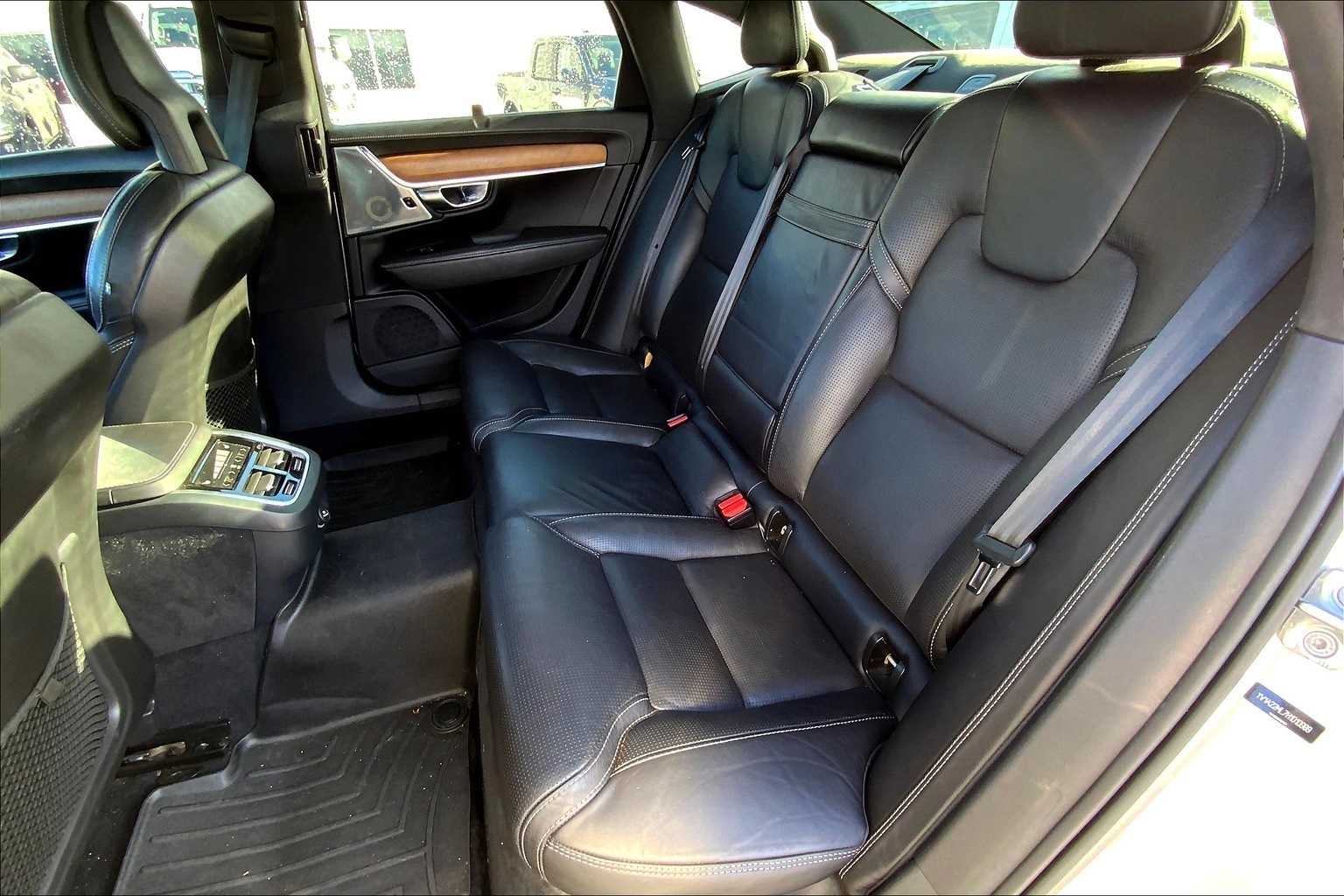 Thumbnail: 2017 Volvo S90 - 29