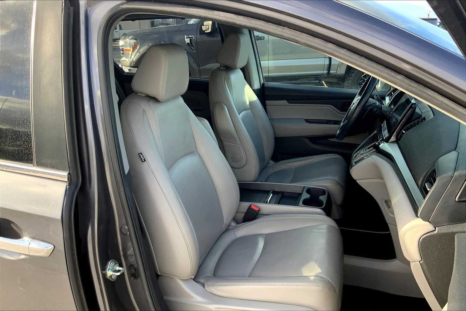 Thumbnail: 2020 Honda Odyssey - 13