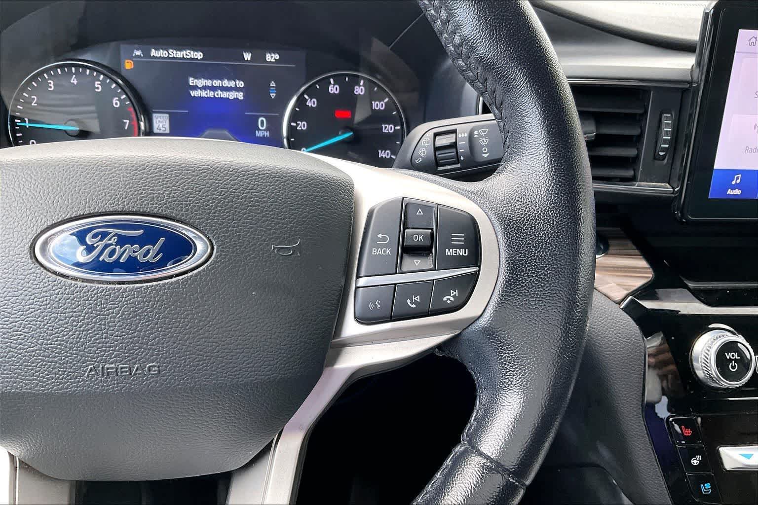 Thumbnail: 2022 Ford Explorer - 25