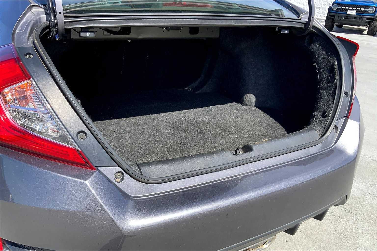 Thumbnail: 2019 Honda Civic - 18
