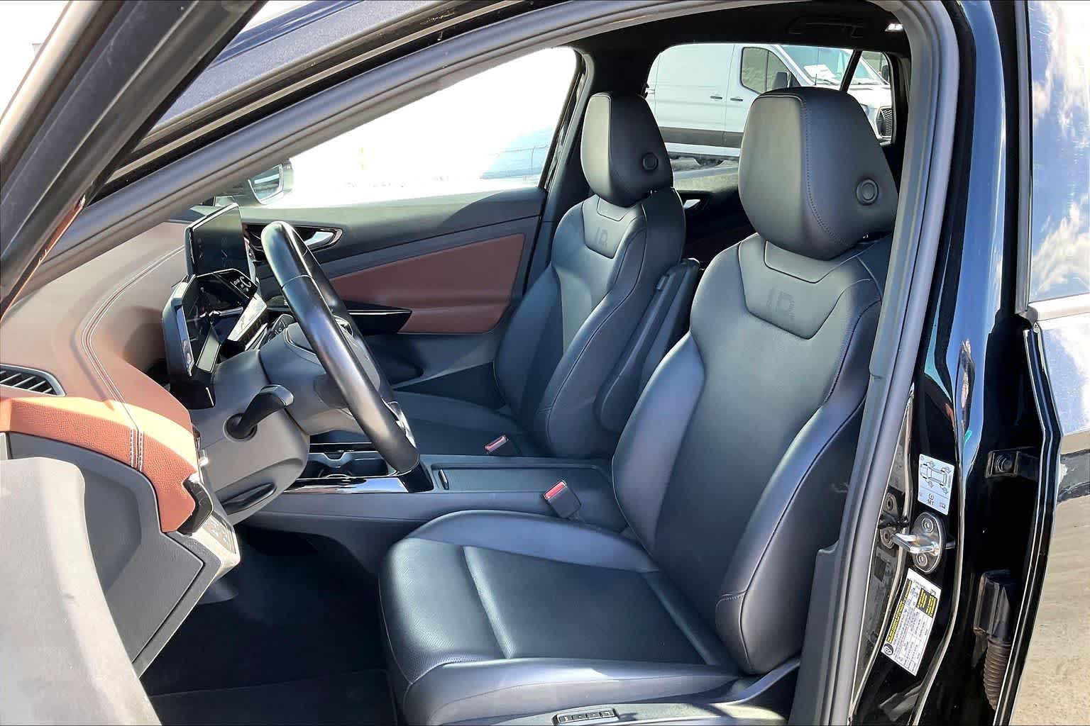 Thumbnail: 2021 Volkswagen ID.4 - 11
