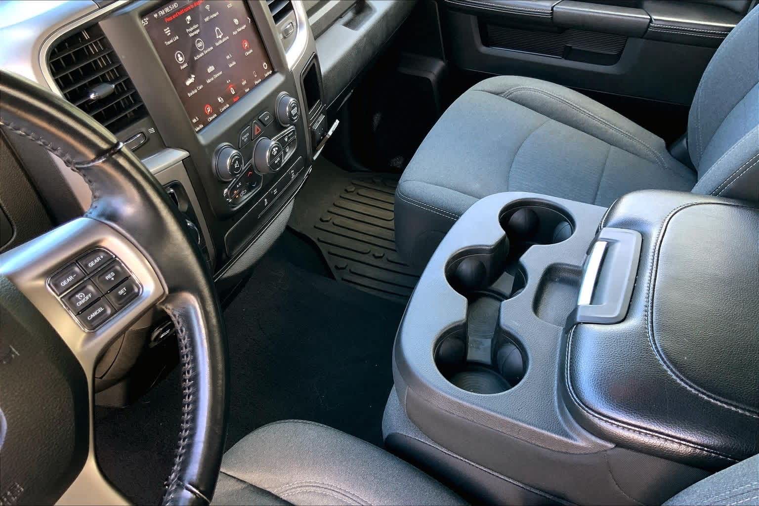 Thumbnail: 2021 RAM 1500 Classic - 16