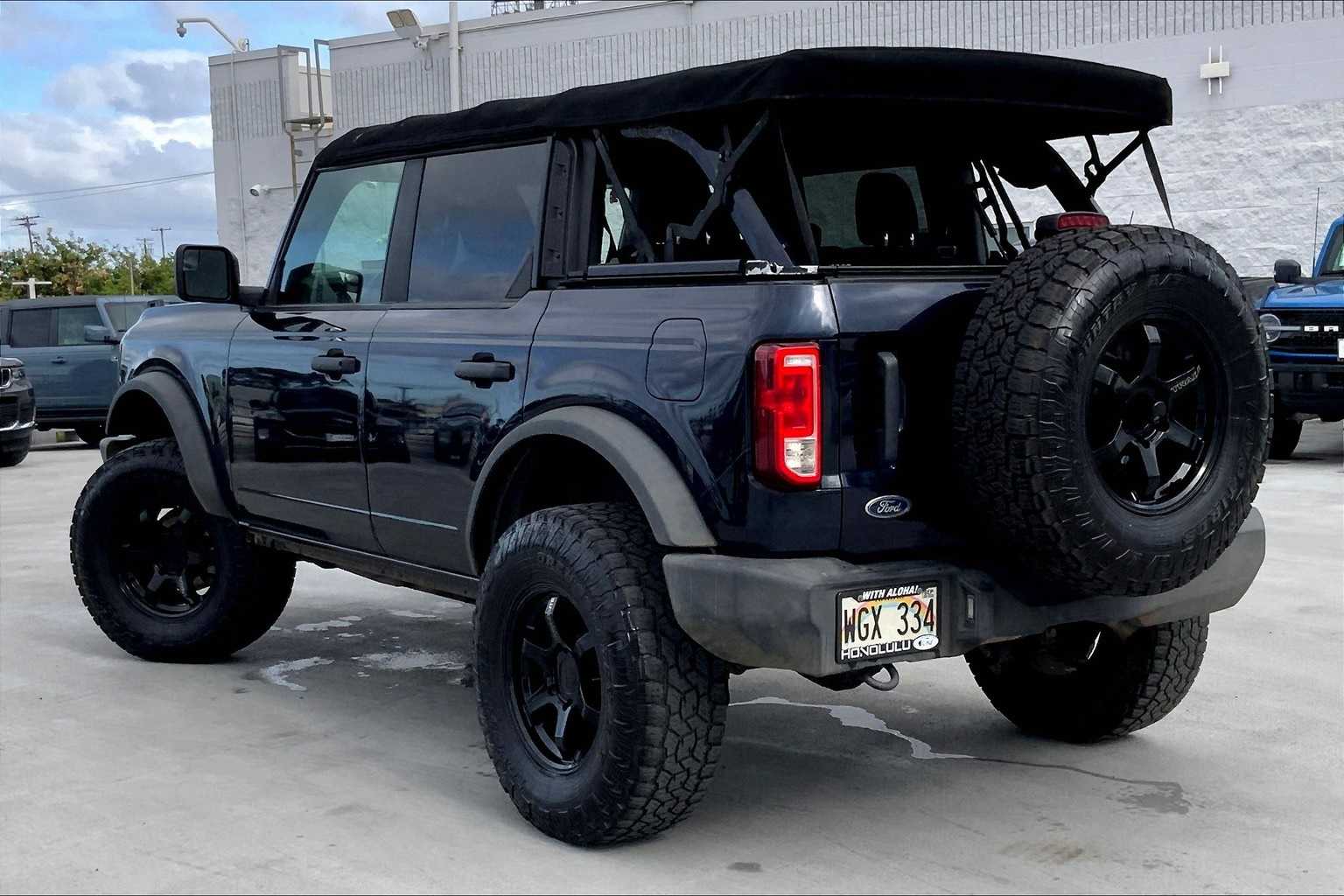 Thumbnail: 2021 Ford Bronco - 4