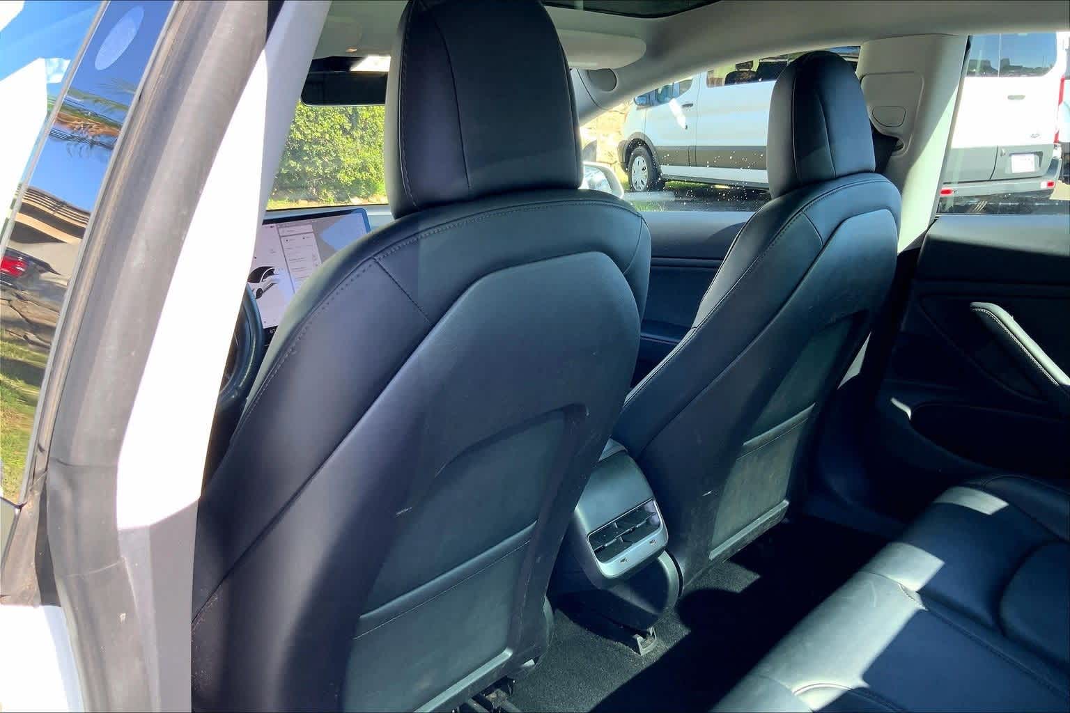 Thumbnail: 2019 Tesla Model 3 - 12