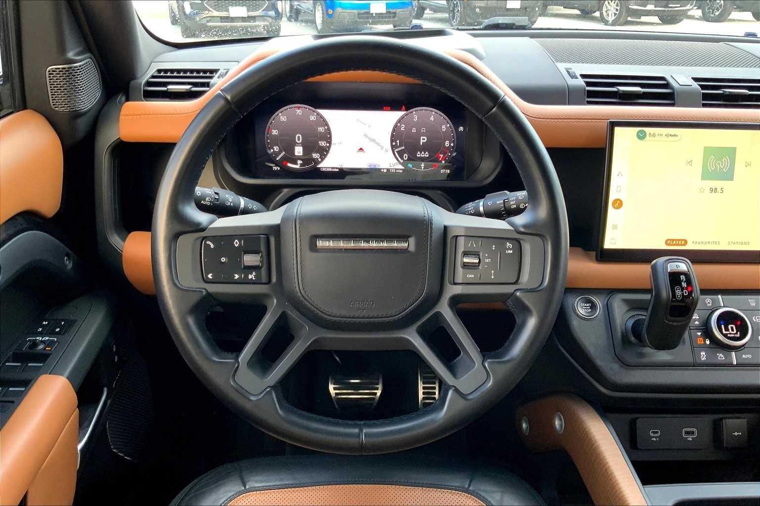 Thumbnail: 2023 Land Rover Defender - 14