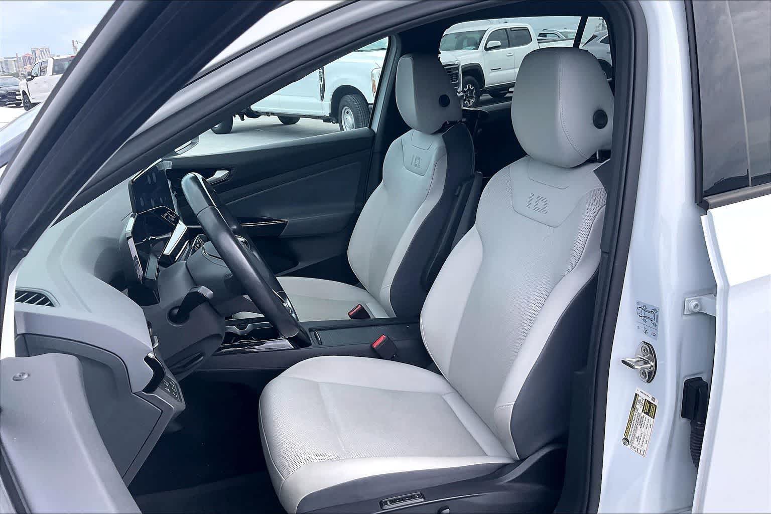 Thumbnail: 2021 Volkswagen ID.4 - 11