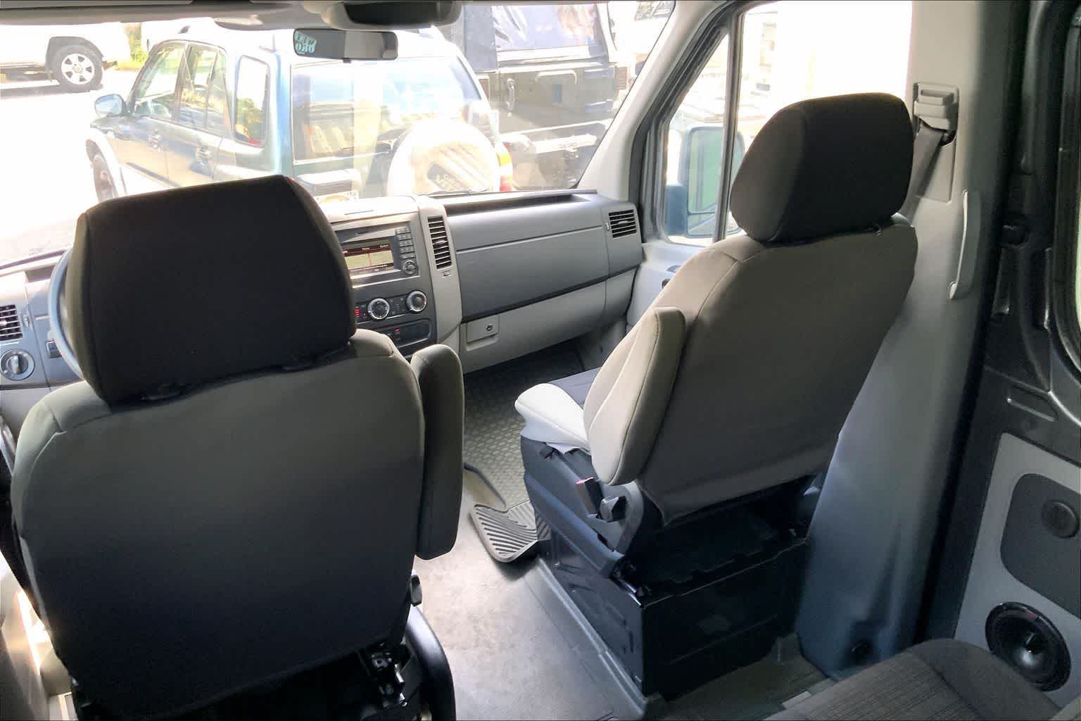 Thumbnail: 2016 Mercedes-Benz Sprinter - 12