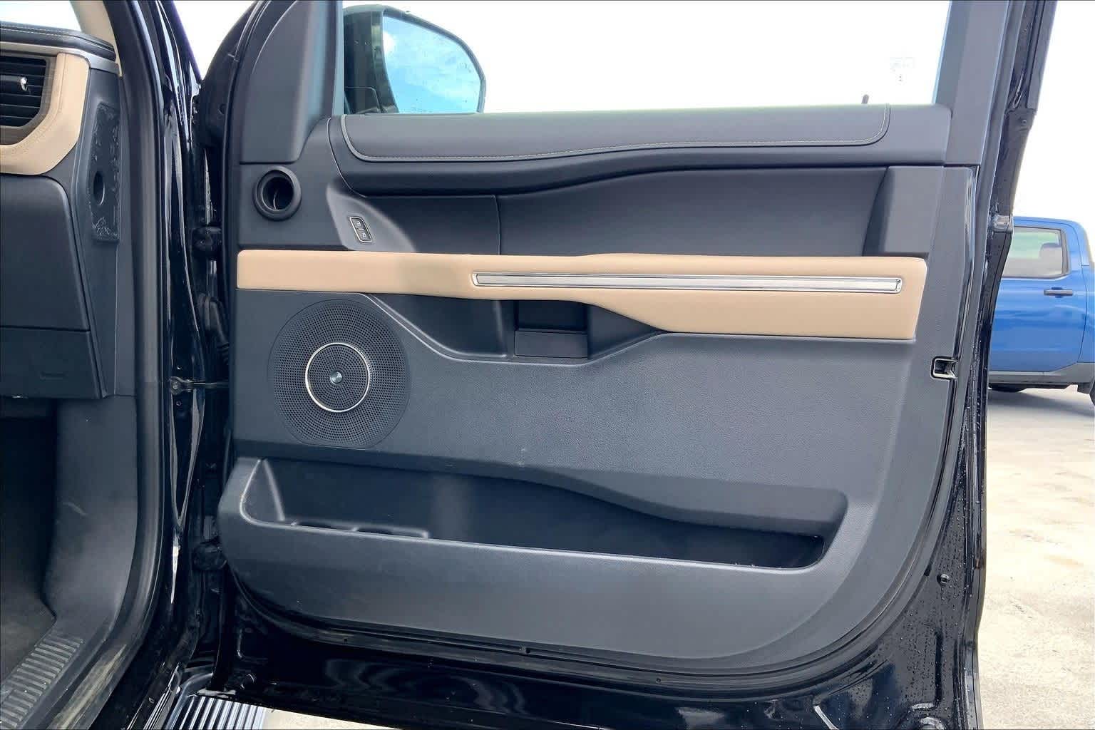 Thumbnail: 2024 Ford Expedition MAX - 28