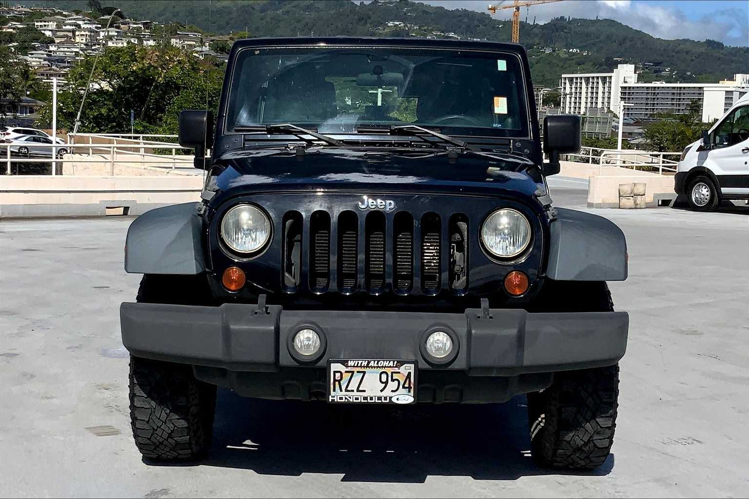 Thumbnail: 2013 Jeep Wrangler - 6