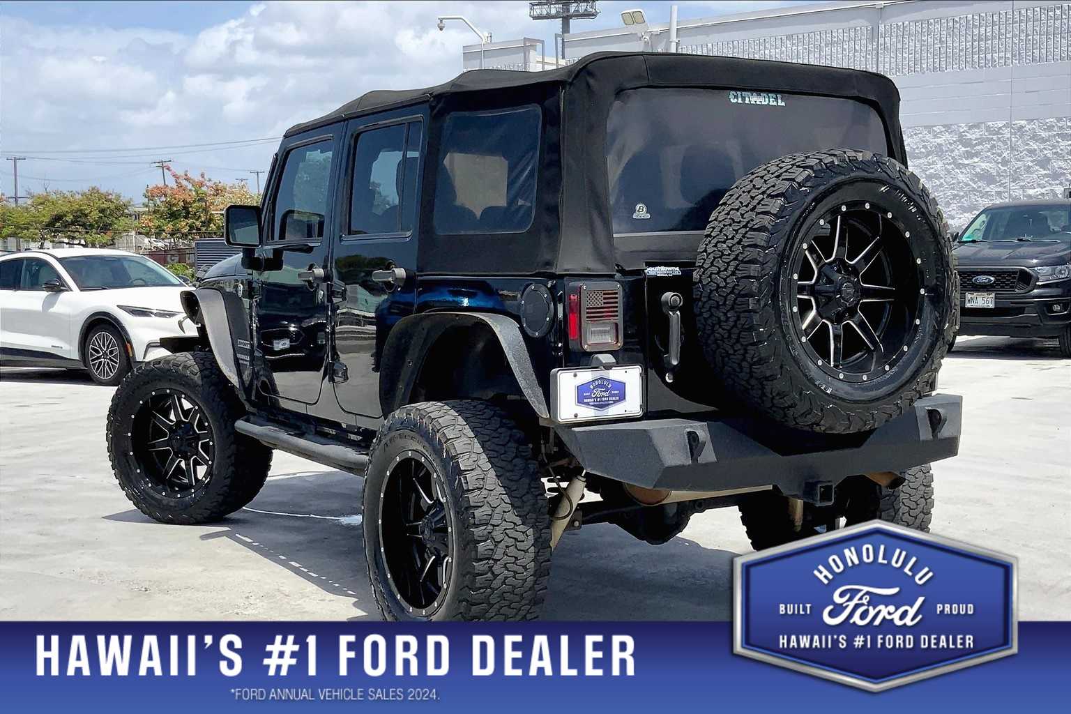 Thumbnail: 2016 Jeep Wrangler - 4