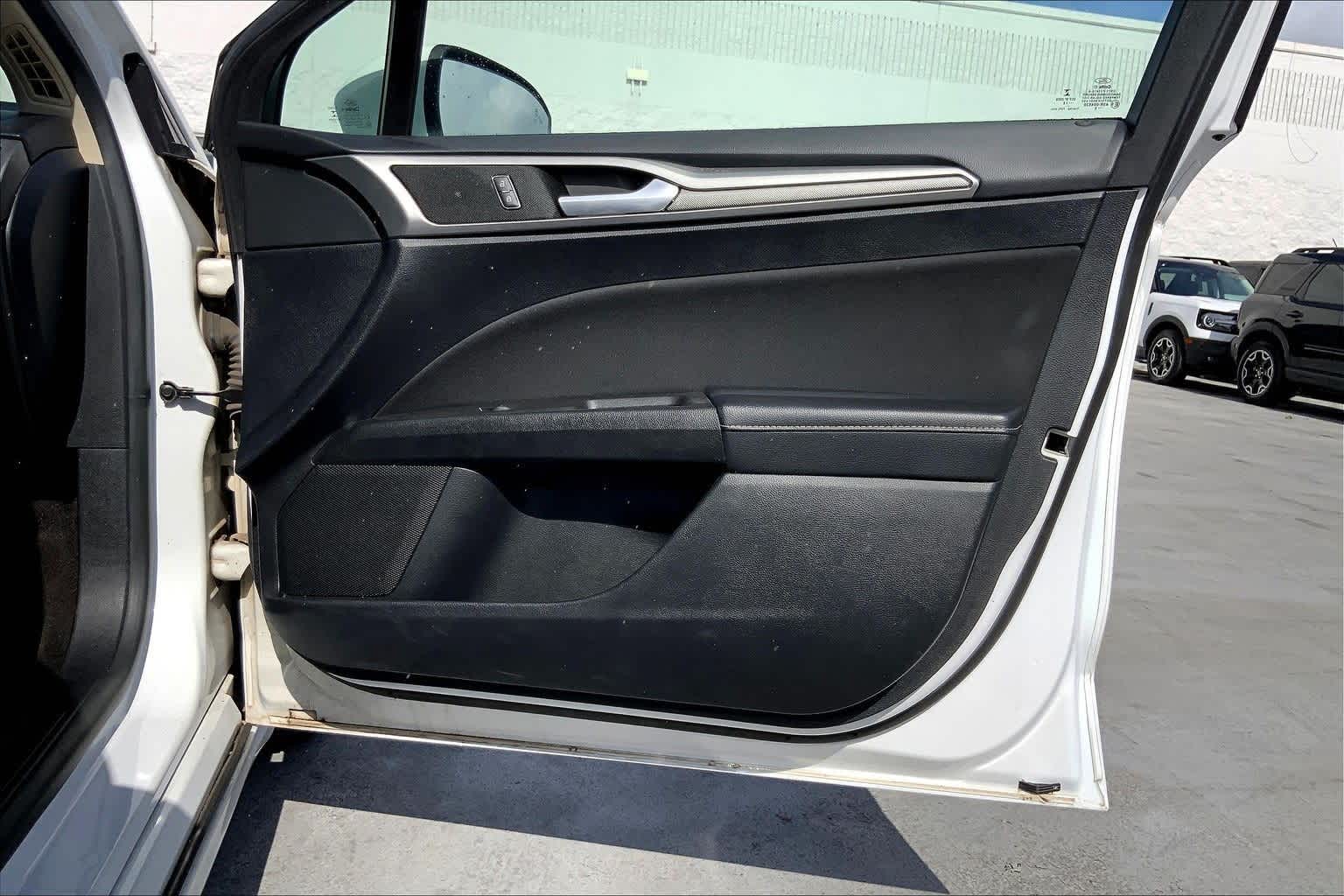 Thumbnail: 2018 Ford Fusion - 28