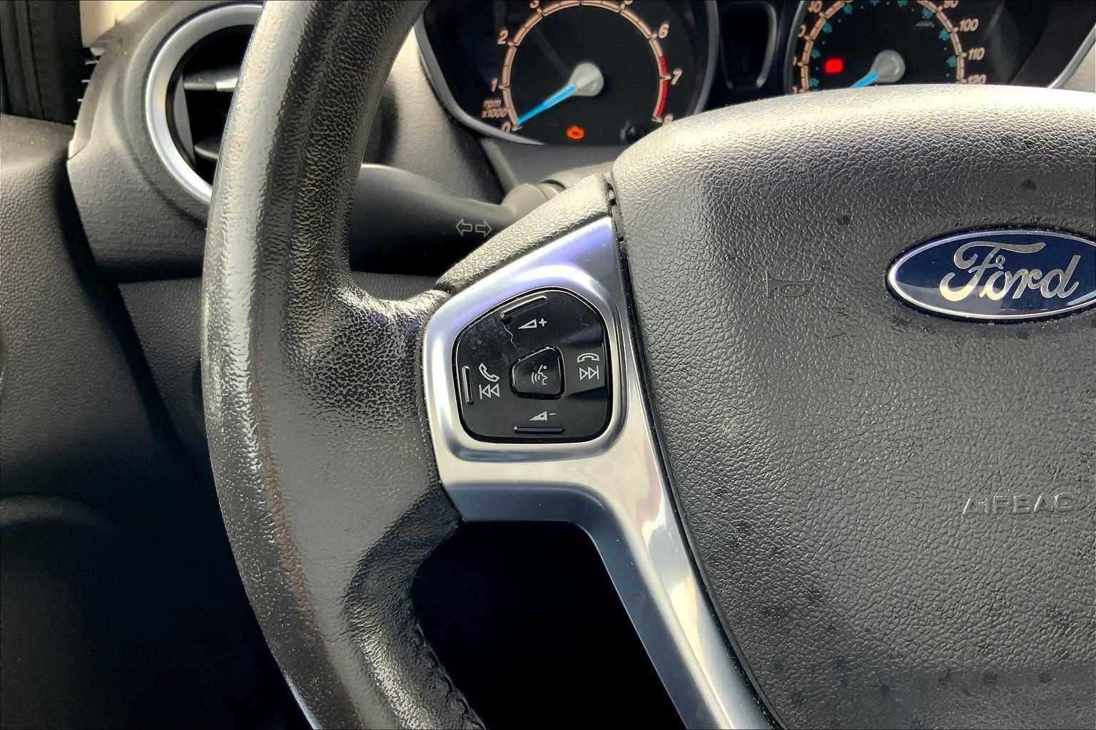 Thumbnail: 2014 Ford Fiesta - 24