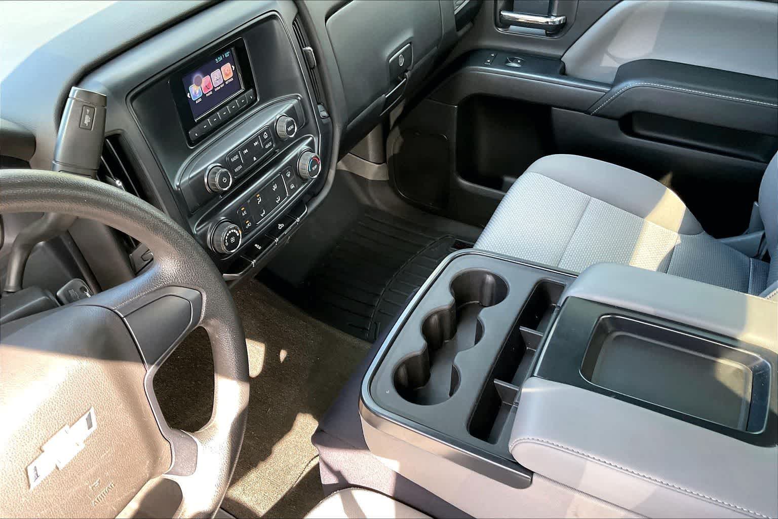 Thumbnail: 2015 Chevrolet Silverado 1500 - 16