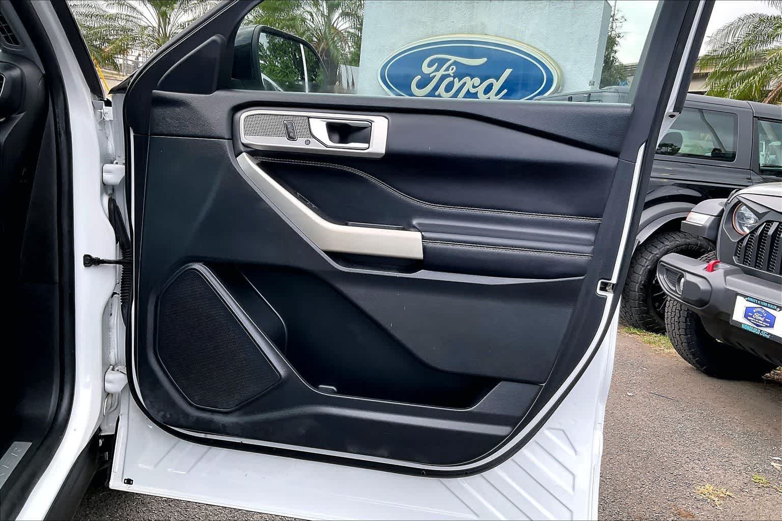 Thumbnail: 2022 Ford Explorer - 28