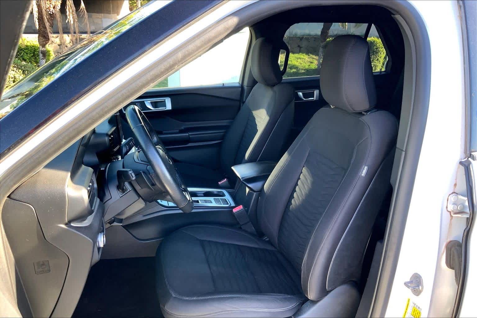 Thumbnail: 2020 Ford Explorer - 11