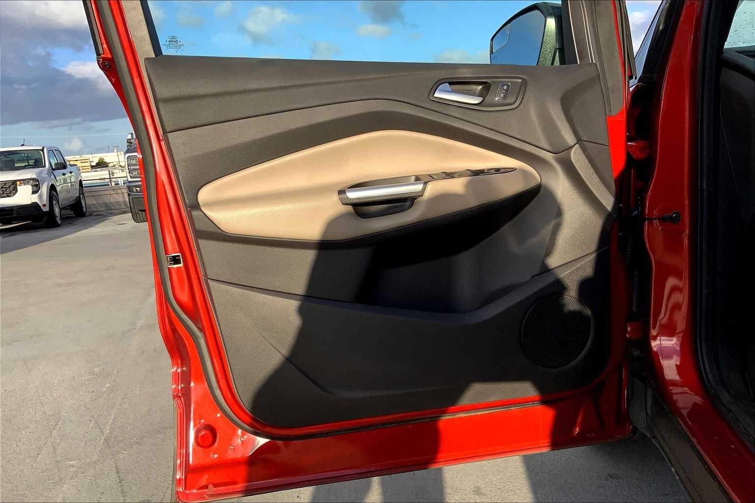 Thumbnail: 2019 Ford Escape - 27