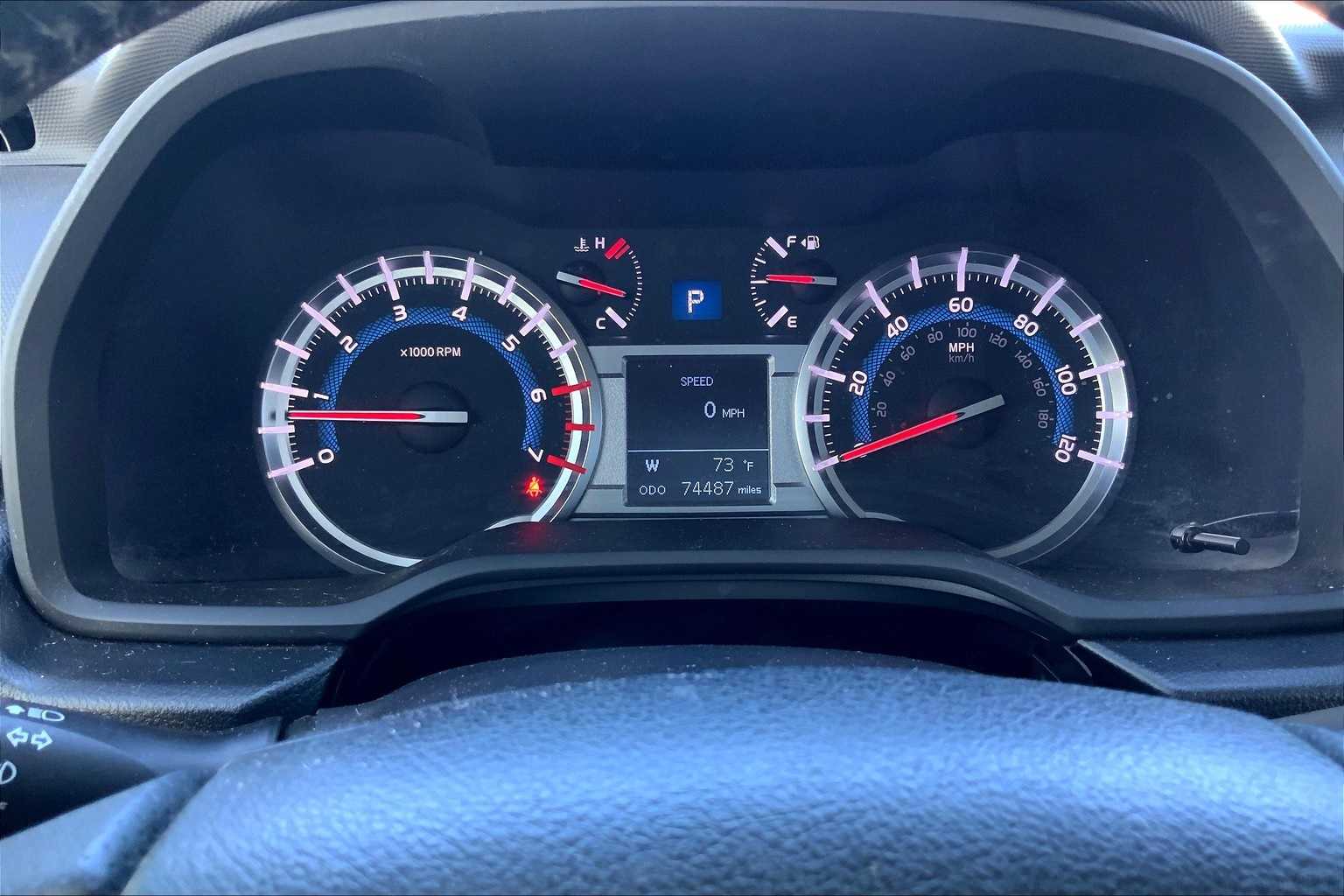 Thumbnail: 2018 Toyota 4Runner - 17