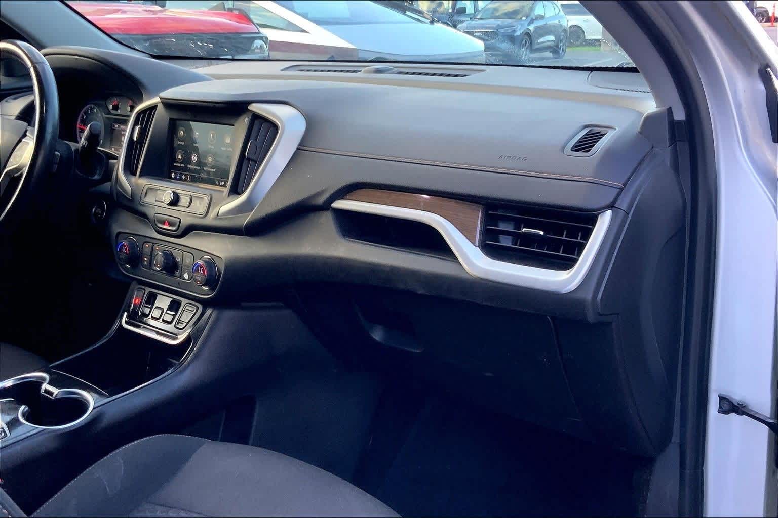 Thumbnail: 2018 GMC Terrain - 23