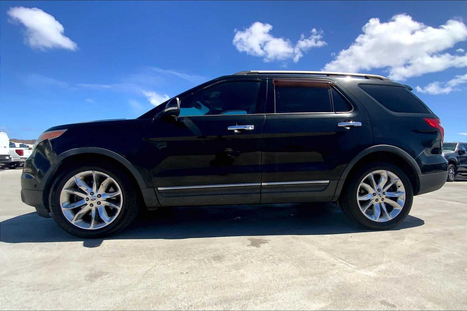 Thumbnail: 2014 Ford Explorer - 3