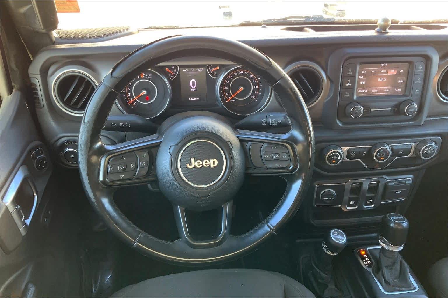 Thumbnail: 2020 Jeep Wrangler - 14