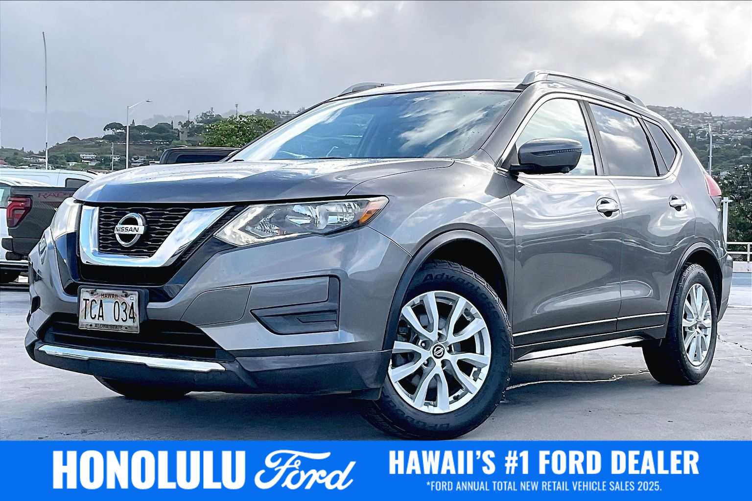 2017 Nissan Rogue at Honolulu Ford, photo 1