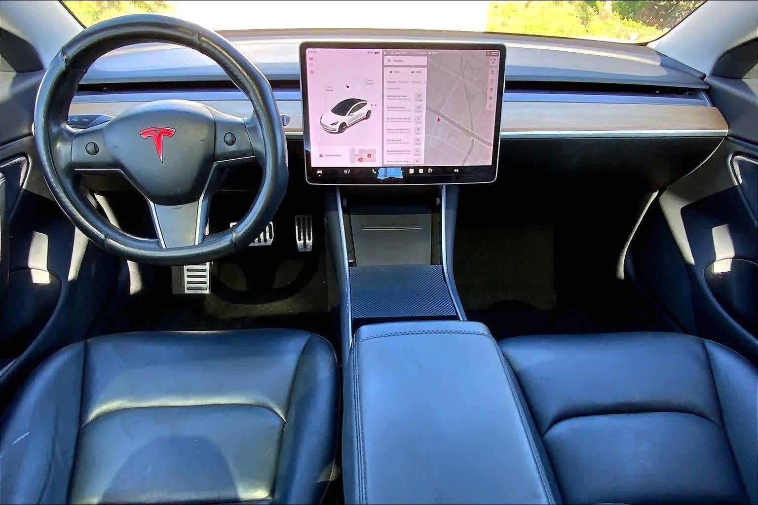 Thumbnail: 2019 Tesla Model 3 - 10
