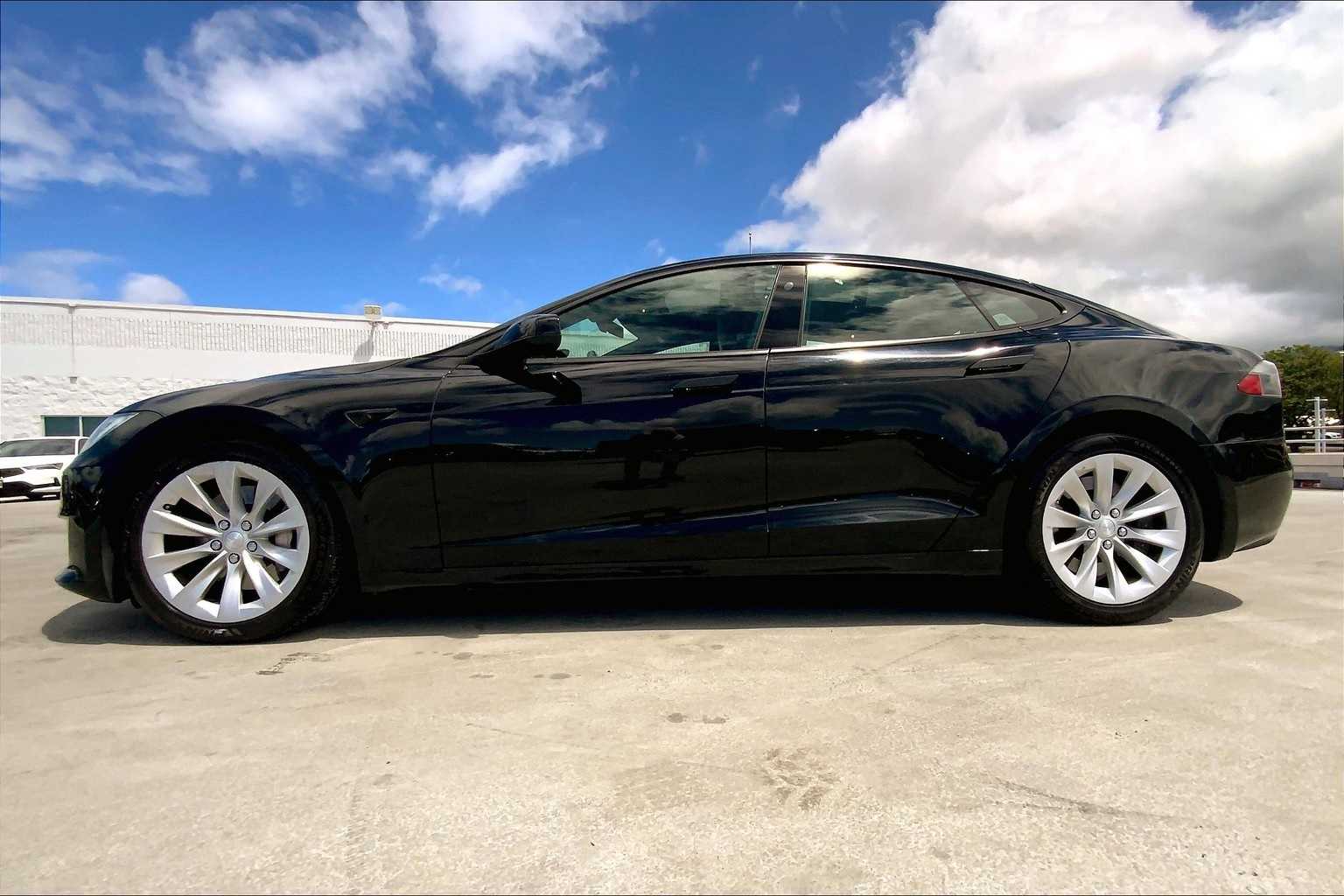 Thumbnail: 2018 Tesla Model S - 3