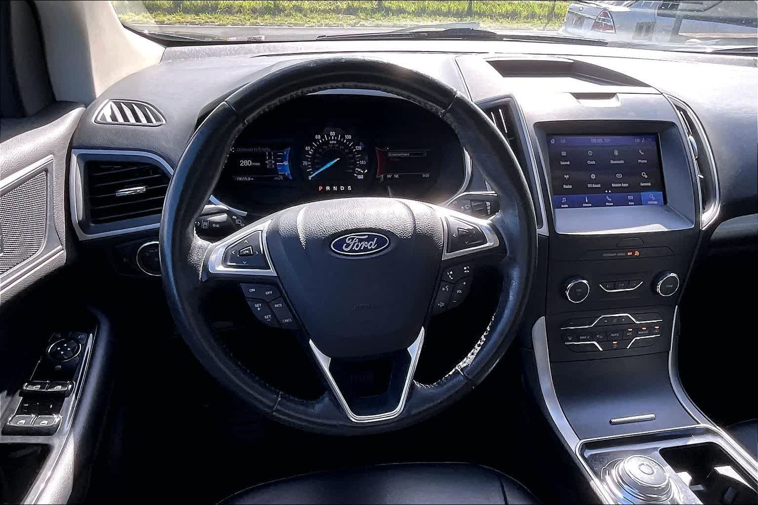 Thumbnail: 2020 Ford Edge - 14