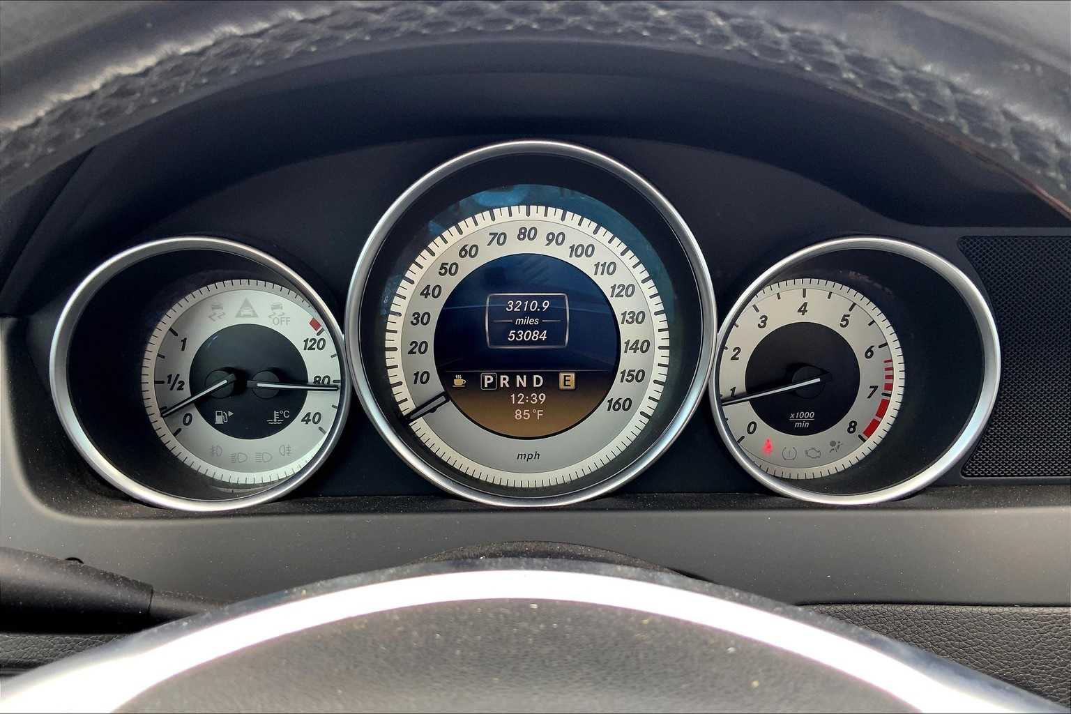 Thumbnail: 2012 Mercedes-Benz C-Class - 17